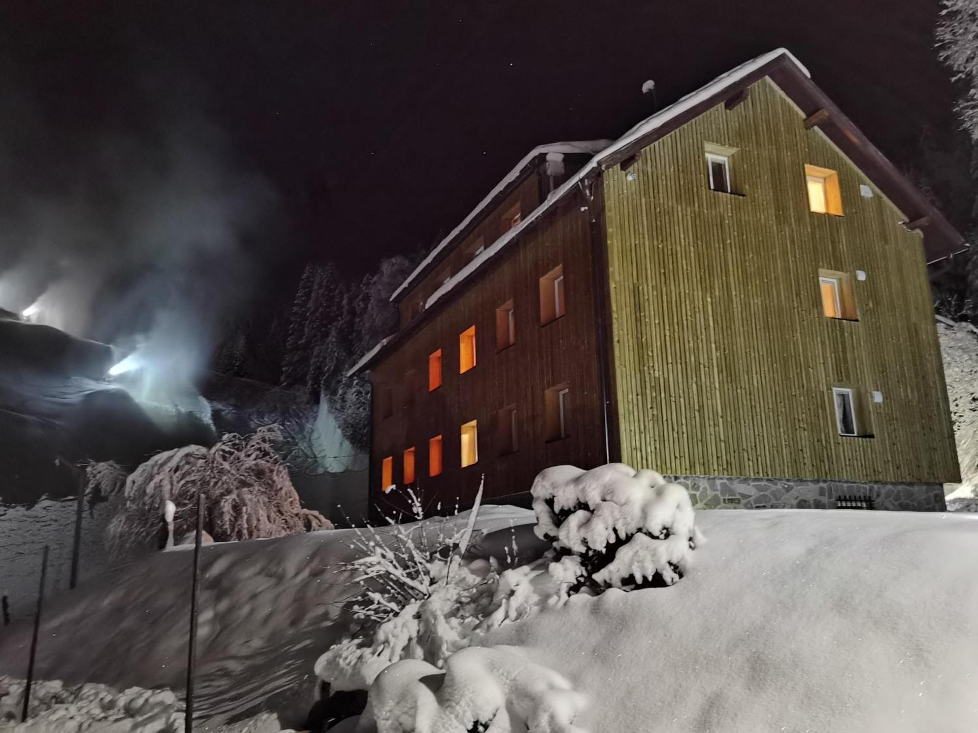 Apartments Rogla Jurgovo - Ski In Ski Out Lukanja Exterior photo